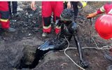 نجات کارگر محبوس در چاه نفت زیرزمینی پس از دو روز