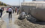 واژگونی مرگبار بونکر سیمان بر روی خودرو سواری پراید در بزرگراه فتح