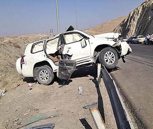 واژگونی خودروی خاور بر روی سواری لیفان با مصدومیت یک نفر